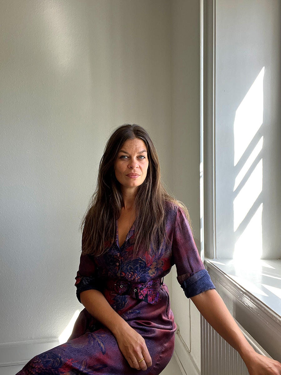 Birgitte Krüger i atelieret